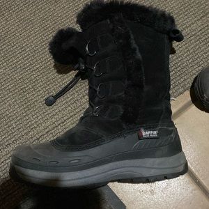 Warm Baffin winter boots!!